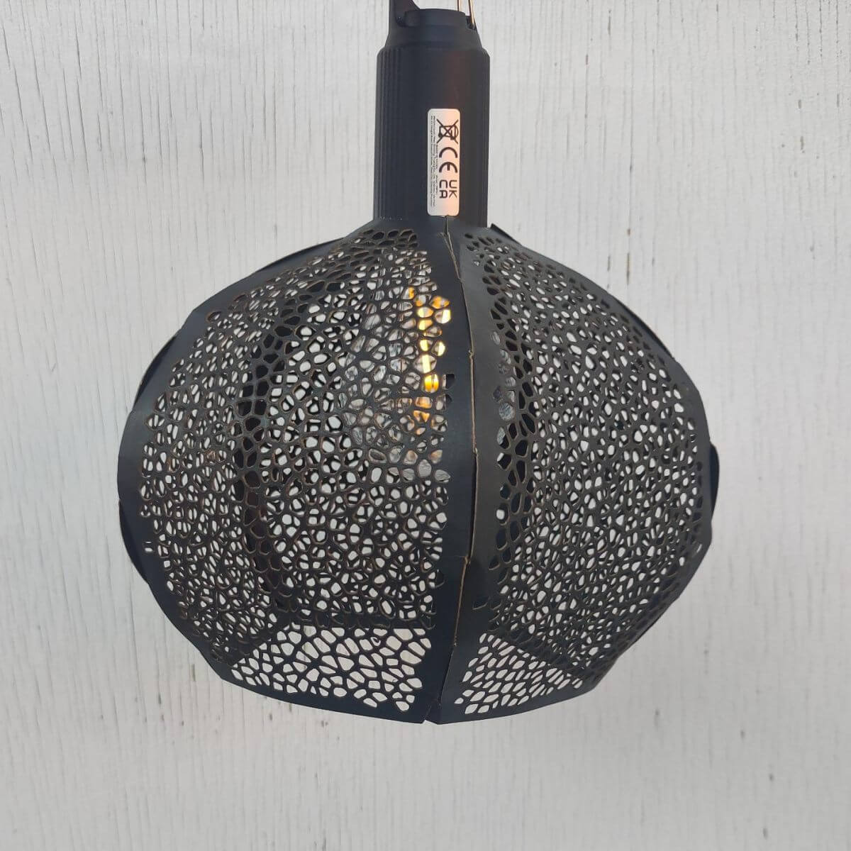 Voronoi patterned Lamp